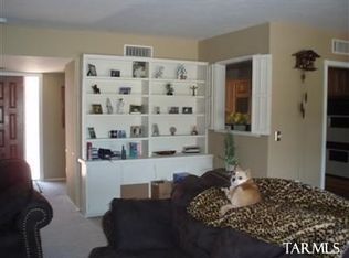 10121 N Valle Del Oro Dr, Oro Valley, AZ 85737