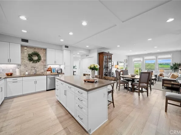 280 Buena Vida Dr Unit 203, Brea, CA 92823