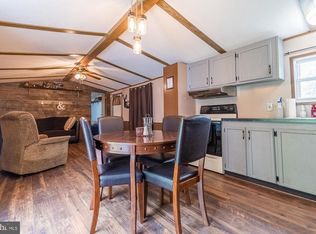 4798 Walters Hatchery Rd, Spring Grove, PA 17362