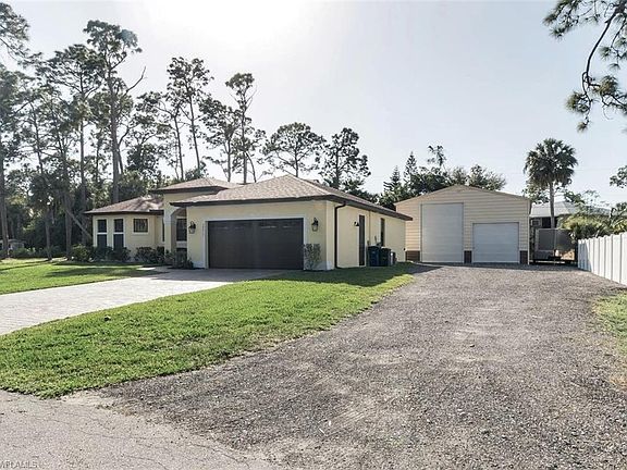 2nd image of 28017 Oak Ln