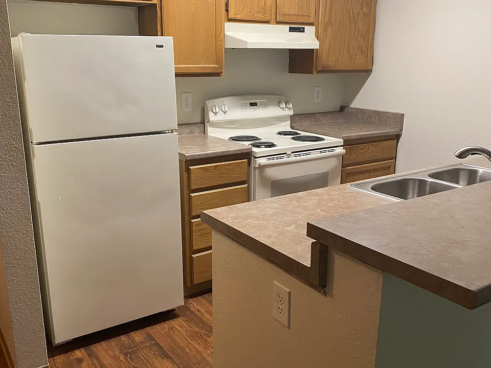 Tudor Park Apartments