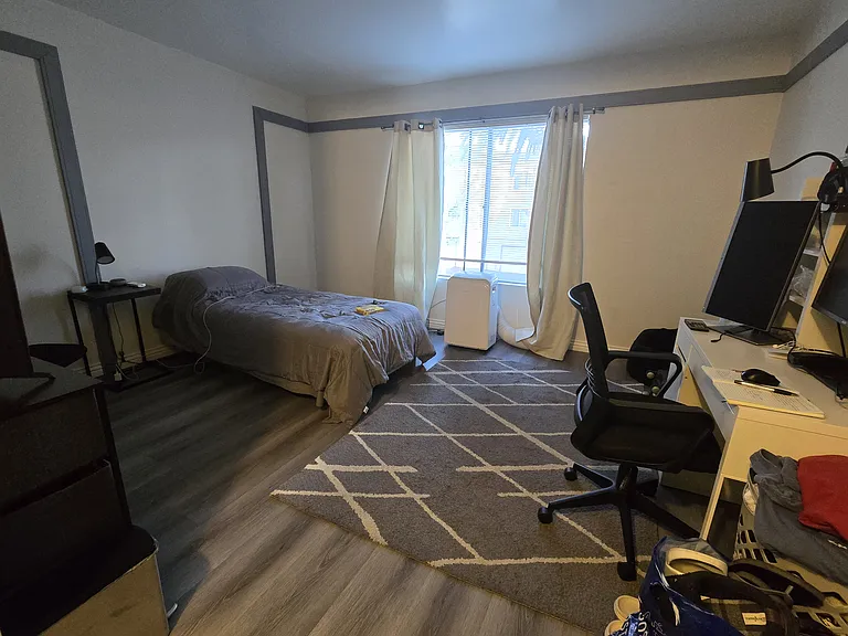 5488 Dobbs St #100 — Photo 1