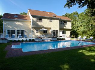 1 Saddle Ln, East Hampton, NY 11937