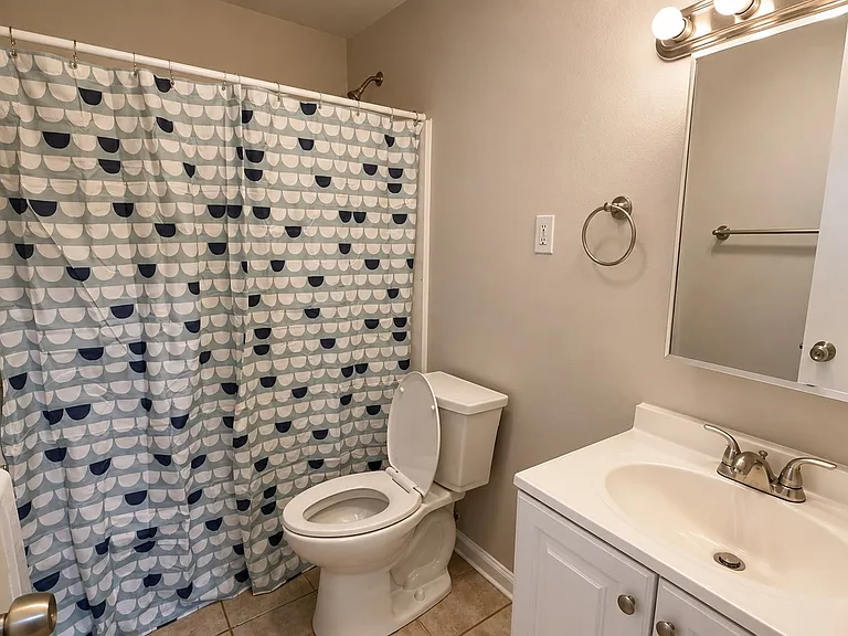 1116 Parkway Dr — Photo 6