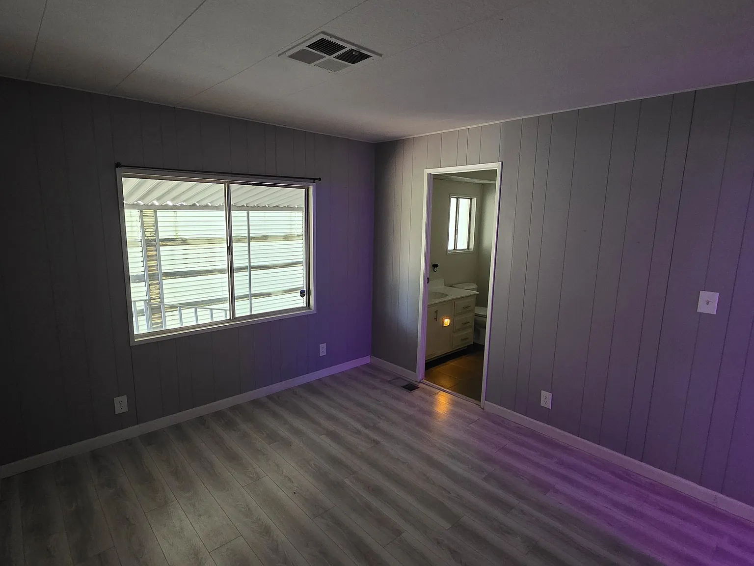 3 bed, 1360 sqft, $700 — Photo 2