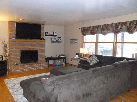 3rd image of 5799 Beckridge Ct