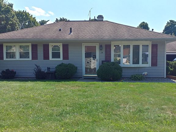2nd image of 14 Larchmont Dr