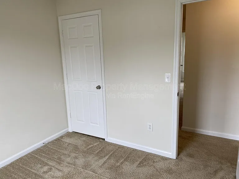 2909 Broyhill Ct — Photo 13