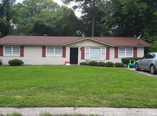 422 Rogers Rd, Hinesville, GA 31313