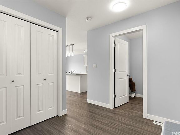 4th image of 7924 Barley Cres