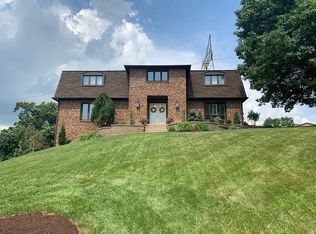 102 Salisbury Dr, Canonsburg, PA