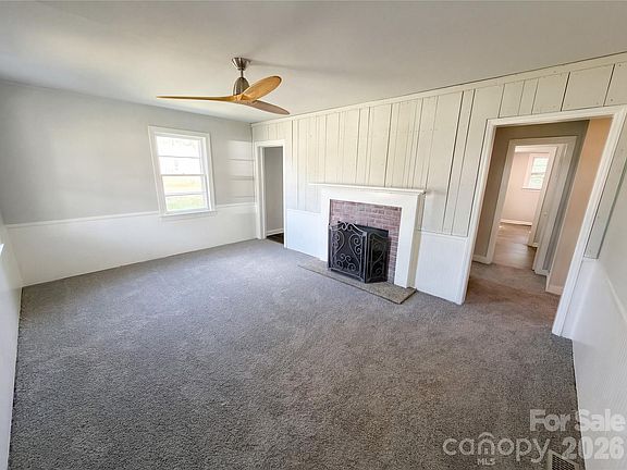 5th image of 1114 Grace Ave