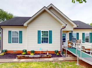 431 Parkside Cir, Lebanon, TN 37087