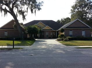 637 Crescent Hills Pl, Lakeland, FL 33813