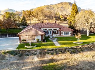 26535 Redhawk Ln, Clovis, CA 93619