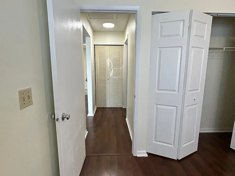 2556 Woodgate Blvd #203 — Photo 18