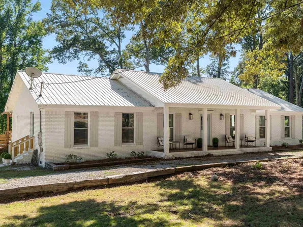115 1st Ave, Jemison, AL 35085