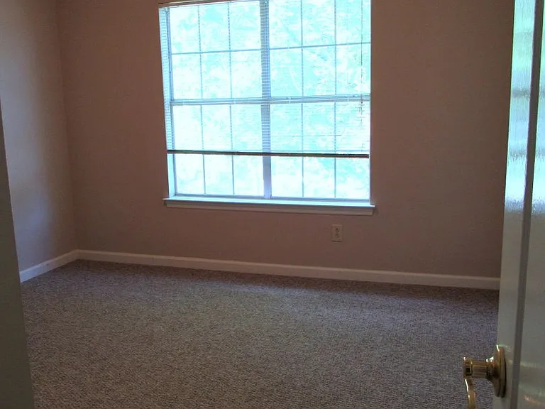 3061 Liberty Hills Dr — Photo 15