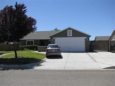 1st image of 17911 Kendall Cir