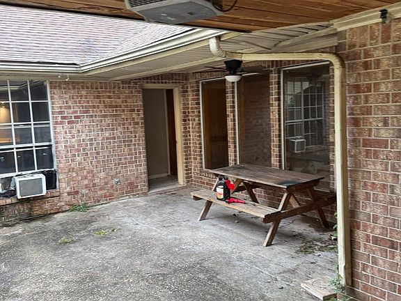 5th image of 2346 Greenglade Ln