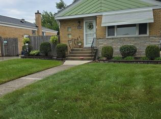 7917 S Tripp Ave, Chicago, IL 60652