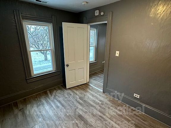 5th image of 2180 W 83rd St #Up