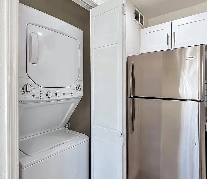 6725 E Earll Dr #1 — Photo 3