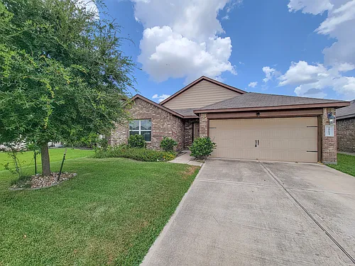 29614 Breakwater Dr Photo 1