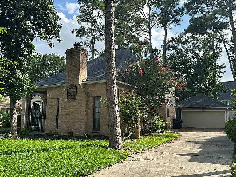 14707 Treborway Dr — Photo 3