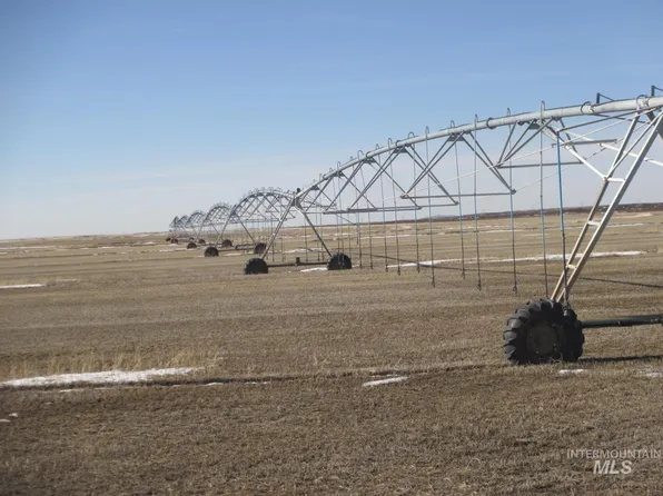 100 N 1400 W, Paul, ID 83347