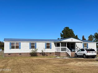 925 Soles Rd, Whiteville, NC 28472