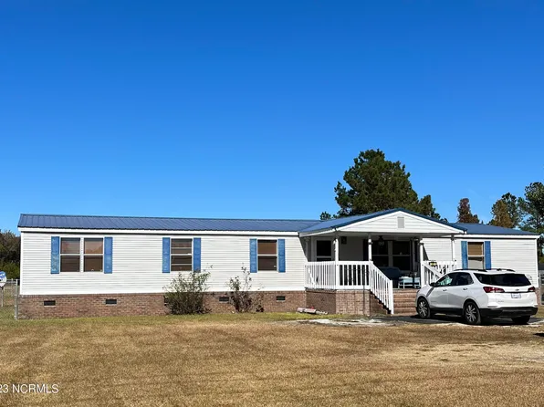925 Soles Road, Whiteville, NC 28472