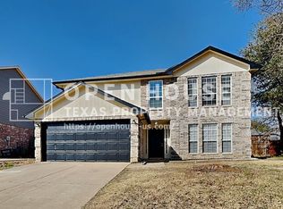 2702 Yellowstone Park Ln, Corinth, TX 76210