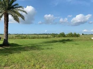 132 Carribean Dr, Jeanerette, LA 70544