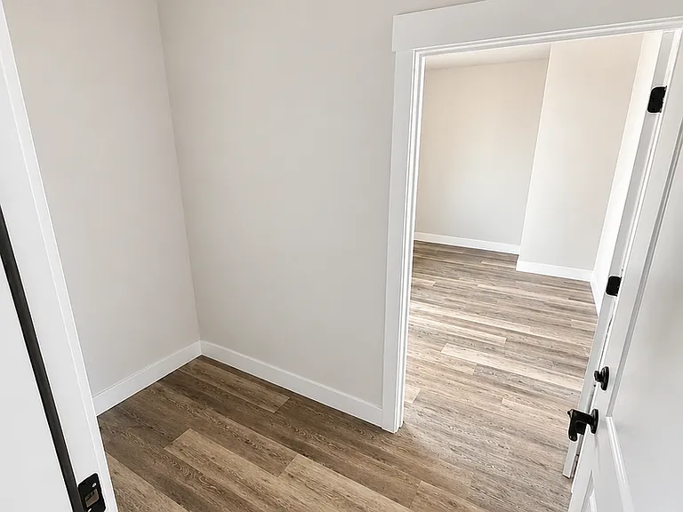 5579-5581 Linrich Ln — Photo 22
