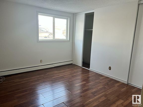 4th image of 10023 164th St NW #108