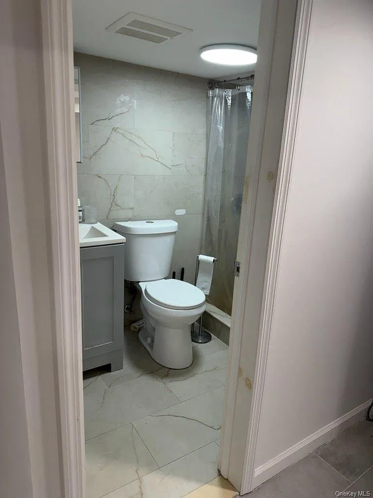 1 bed, 1.0 bath, 1758 sqft, $1,700 — Photo 3