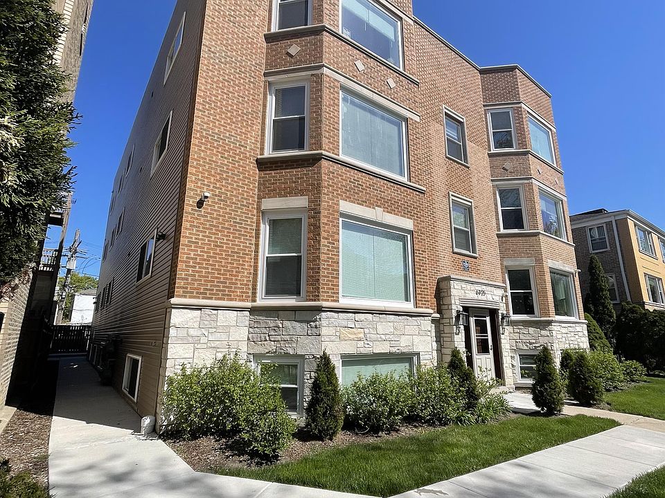 1st image of 6325 N Richmond St #3S