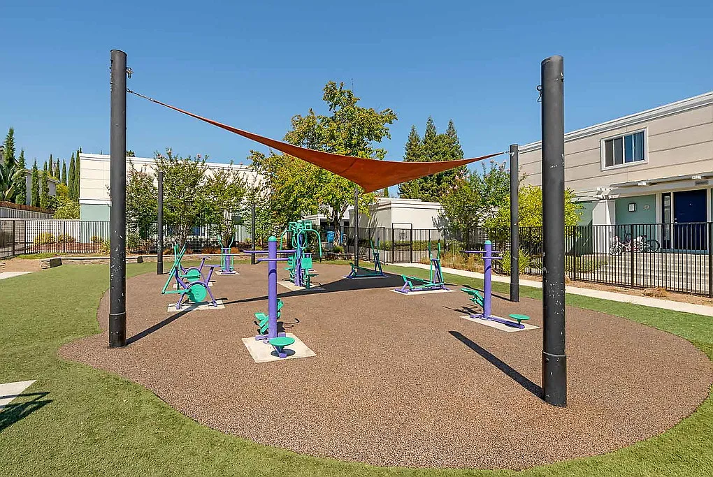 Building Photo - The Pointe at Cupertino