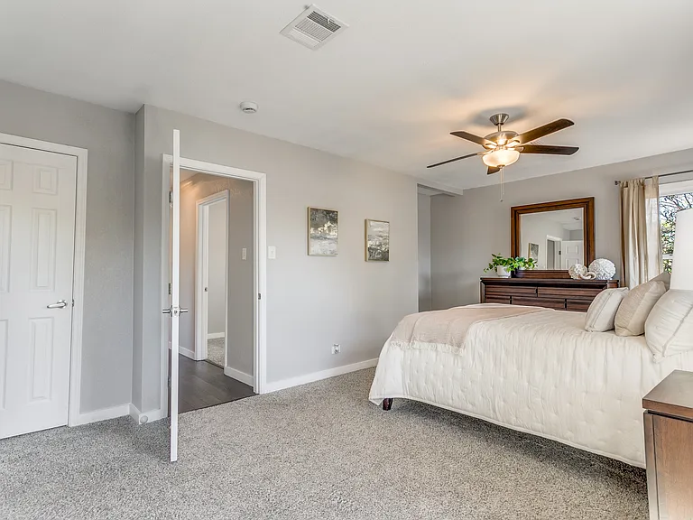 611 Greenwich Blvd — Photo 12