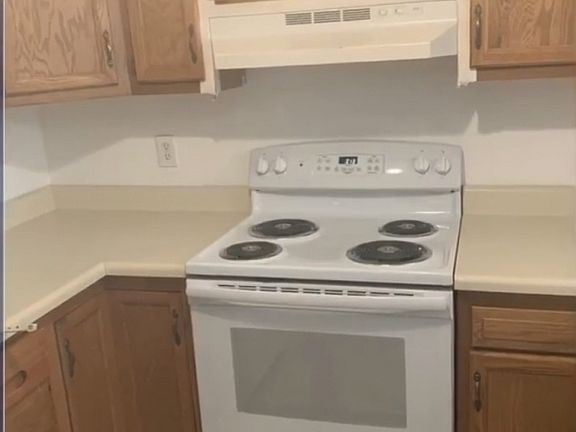 4th image of 170 N Oraton Pkwy #214