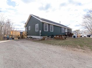 372 Cross Rd, Rochester, NH 03867