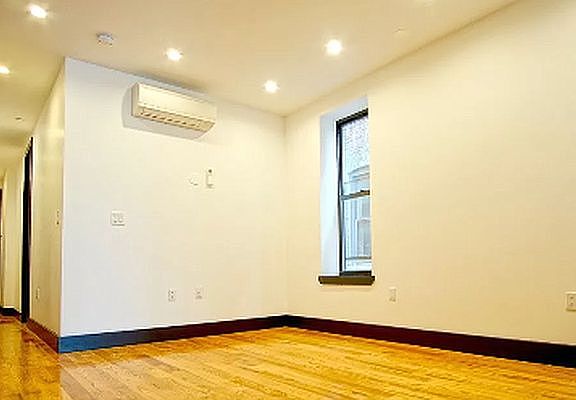 5th image of 2621 Newkirk Ave #4C