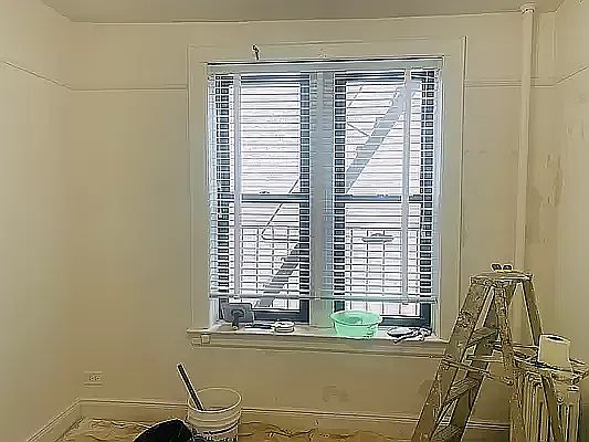 5th image of 2832 44th St APT 1