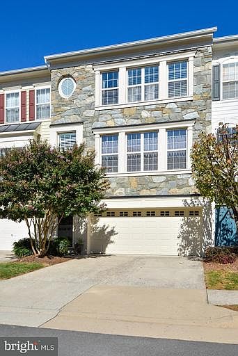 1st image of 2106 Capstone Cir