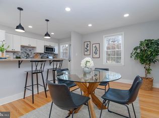 136 Dumbarton Rd, Baltimore, MD 21212