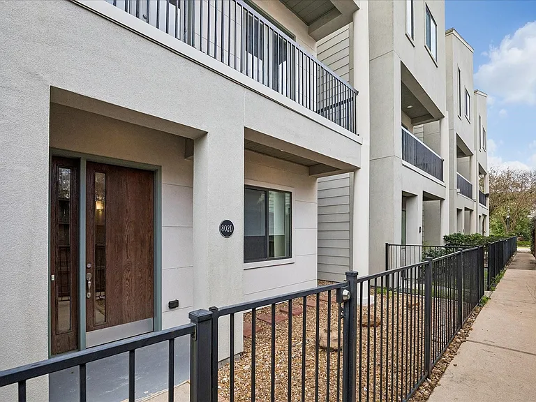 802 Waverly St #D — Photo 27