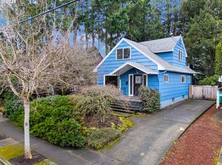 211 SE 55th Ave, Portland, OR 97215