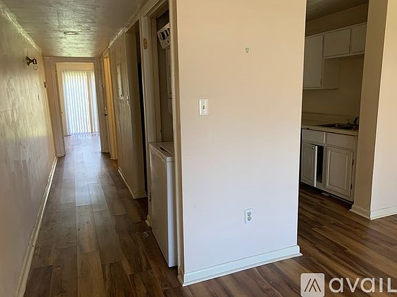 5th image of 136 N Meyers Dr APT A