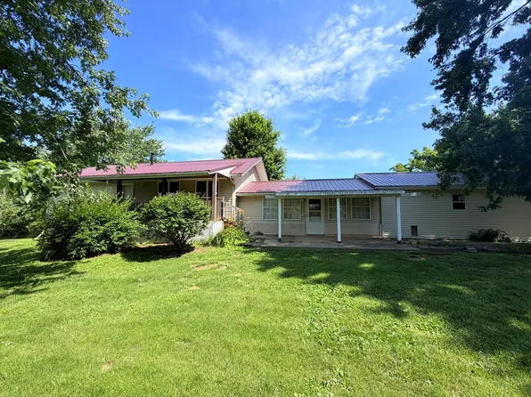 17179 Swisher Hill Rd, Dewitt, IL 61735